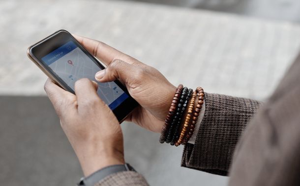 Come localizzare un cellulare dal numero con Google Maps