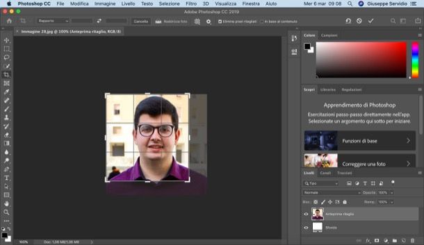 Come ritagliare un'immagine su Photoshop