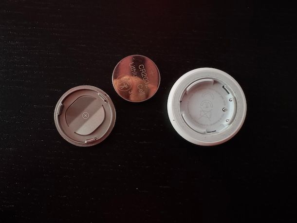 Resettare AirTag manualmente