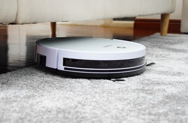 I robot aspirapolvere e lavapavimenti in sconto