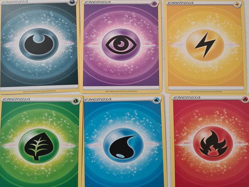 Le carte Energia del gioco di carte Pokémon