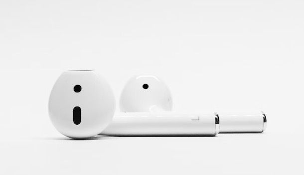 AirPods