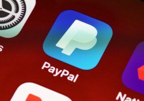 Come collegare PayPal al conto