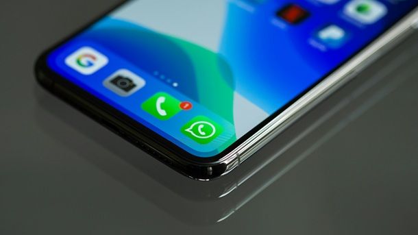 Come leggere i messagi eliminati su WhatsApp iPhone