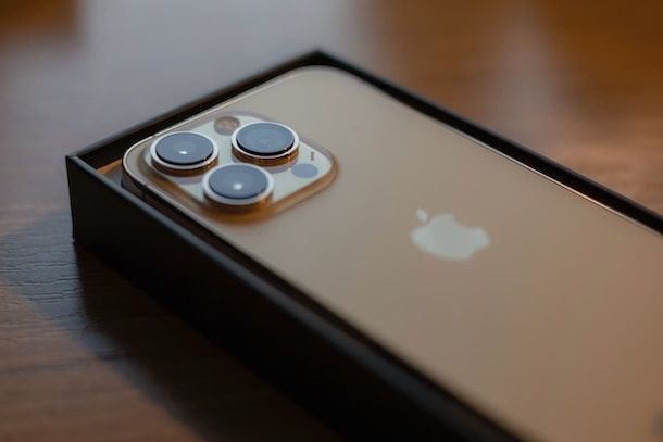 Accendere iPhone 14 senza tasto