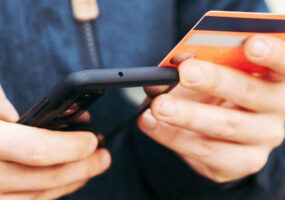 Come aggiungere carta su Wallet