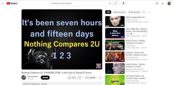esempio di canzone karaoke su YouTube