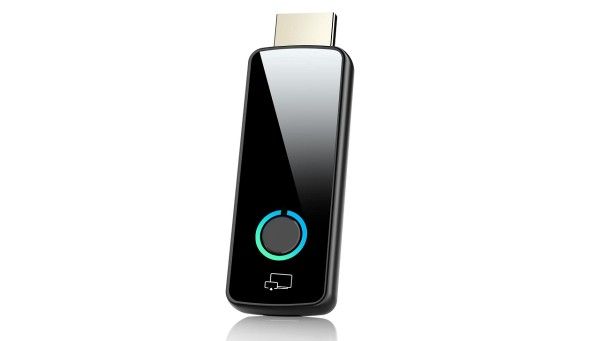Come trasmettere schermo Android su TV con adattatore Miracast