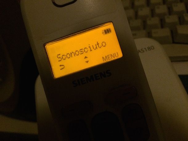 Come chiamare con l'anonimo dal telefono fisso