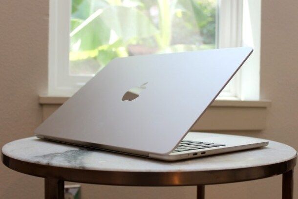 MacBook