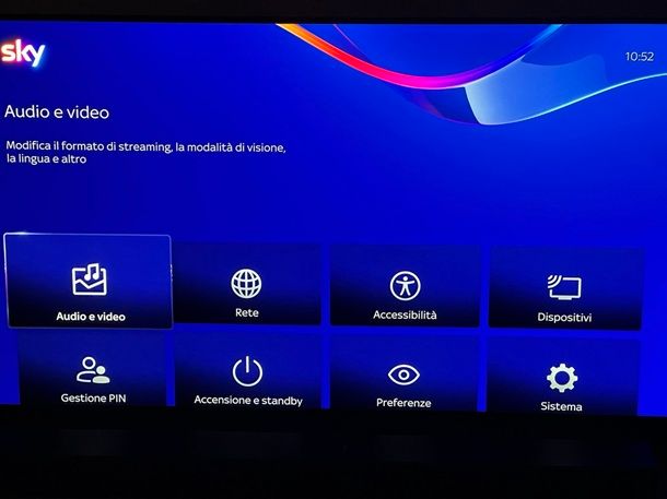 Come collegare cuffie wireless alla TV Sky Glass