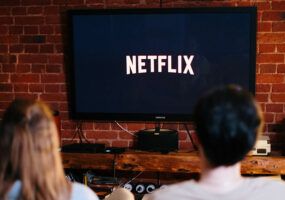 Come funziona Netflix con pubblicità