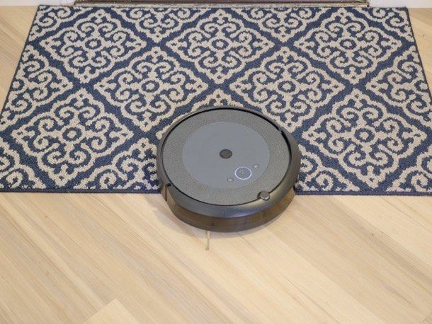 Robot raccoglie polvere da tappeto