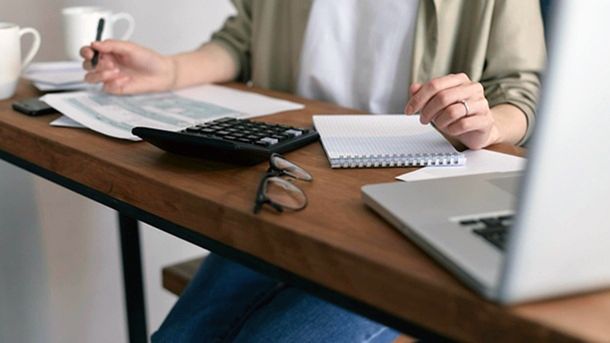 Come scrivere una email formale a un'azienda