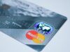 Come mettere il bancomat sul telefono