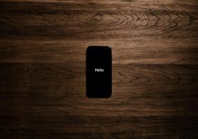 Come togliere lo sfondo nero dal cellulare