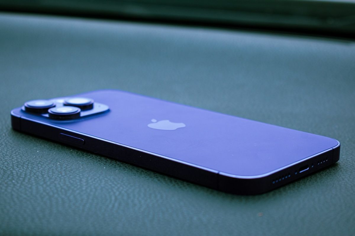 Spegnere iPhone 14