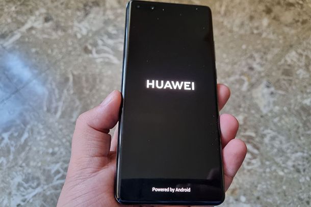 Come spegnere Huawei bloccato
