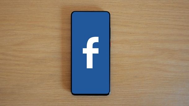 Verificare lo stato online Facebook