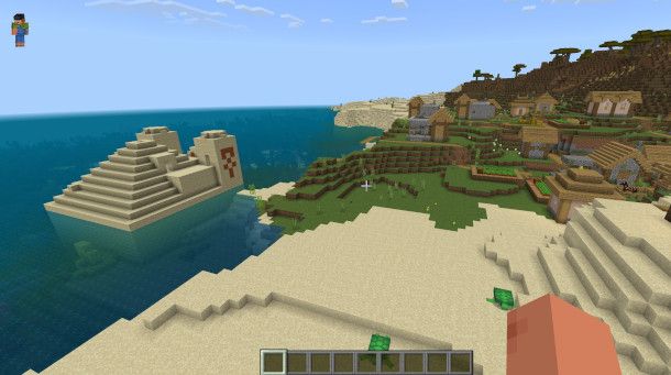 villaggio con piramide Minecraft