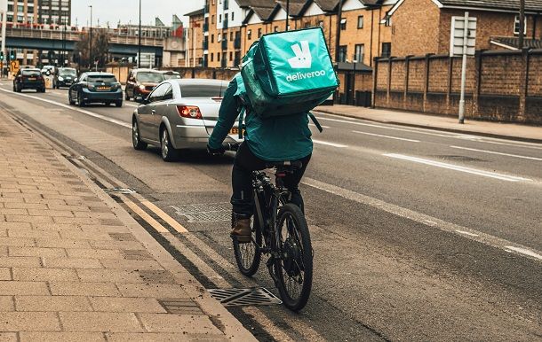Lavorare con Deliveroo come secondo lavoro