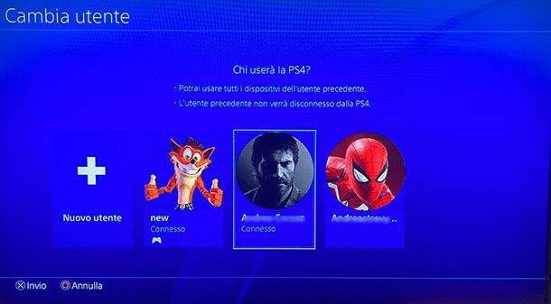 Come passare da un account all'altro su PS4