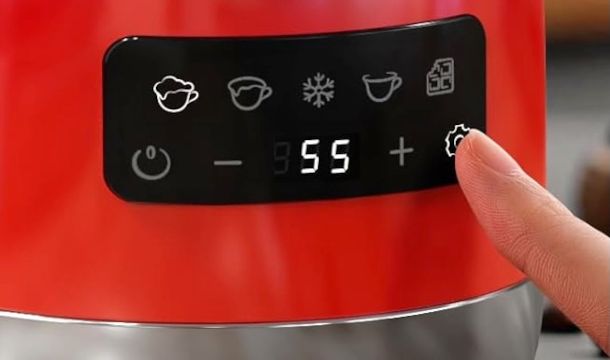 funzioni touch di un cappuccinatore