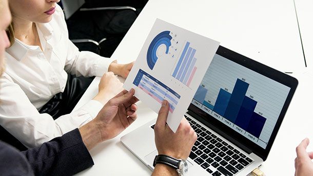 Cos'è l'IA e come funziona nell'analisi dei dati