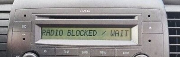 RADIO BLOCKED WAIT cosa fare