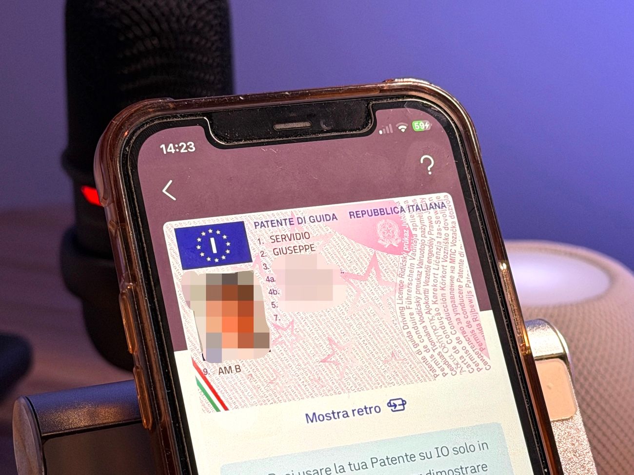 Come avere la patente sul telefono