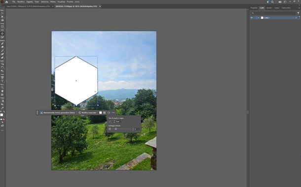 Come ritagliare un'immagine su Illustrator