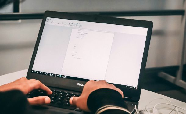 PC con file di testo