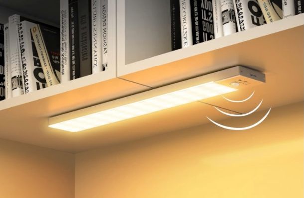 luce con sensore di movimento