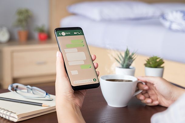 Messaggi anonimi WhatsApp
