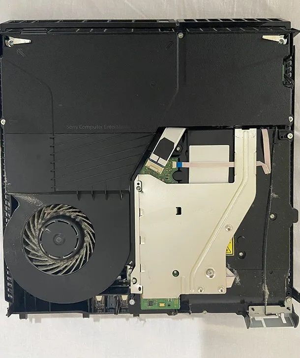 Come applicare la pasta termica PS4