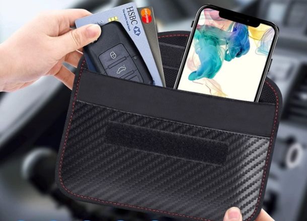 custodia protettiva smartphone