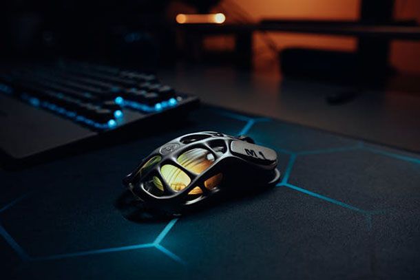 Mouse con illuminazione LED