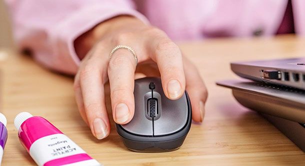 Mouse wireless leggero