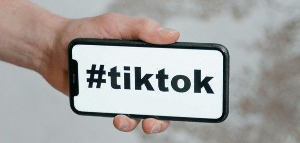 Come togliere il limite di et&agrave; su TikTok