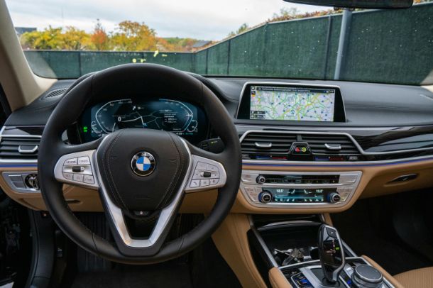Come attivare localizzazione BMW