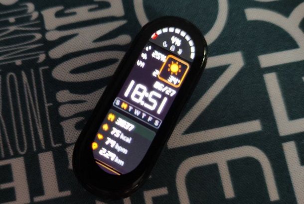 Come collegare Mi Band al telefono