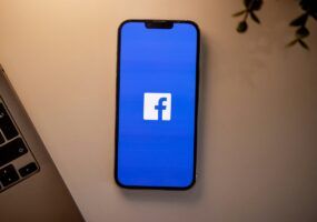 Come tornare amministratore di una pagina Facebook