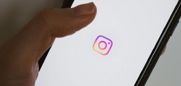 Come cambiare audio ai post e ai caroselli su Instagram