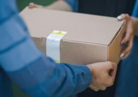 Come acquistare resi Amazon