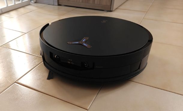 ECOVACS DEEBOT X12 OmniCyclone