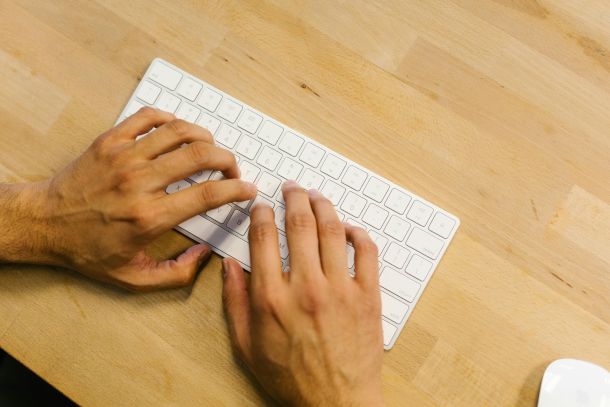 impostazioni mani su tastiera