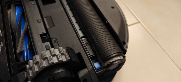 ECOVACS DEEBOT X12 OmniCyclone