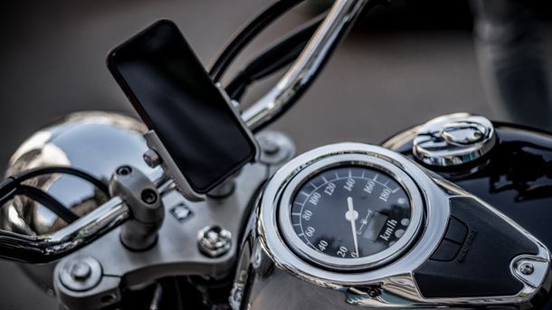 Rugged phone per moto