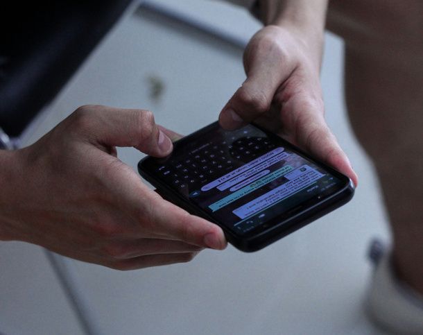 Scrivere un messaggio su WhatsApp