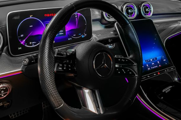 Come installare CarPlay su Mercedes